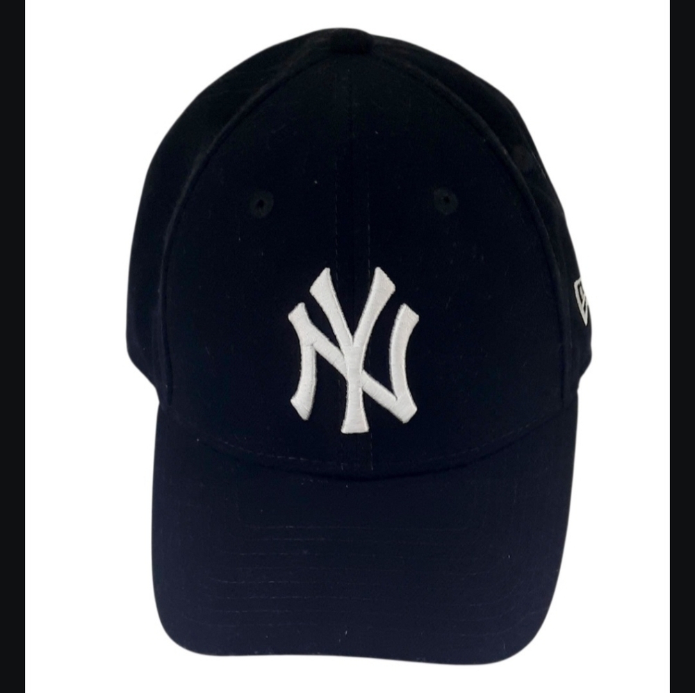 New York Yankees New Era 9FORTY Adjustable Baseball Cap Navy Blue